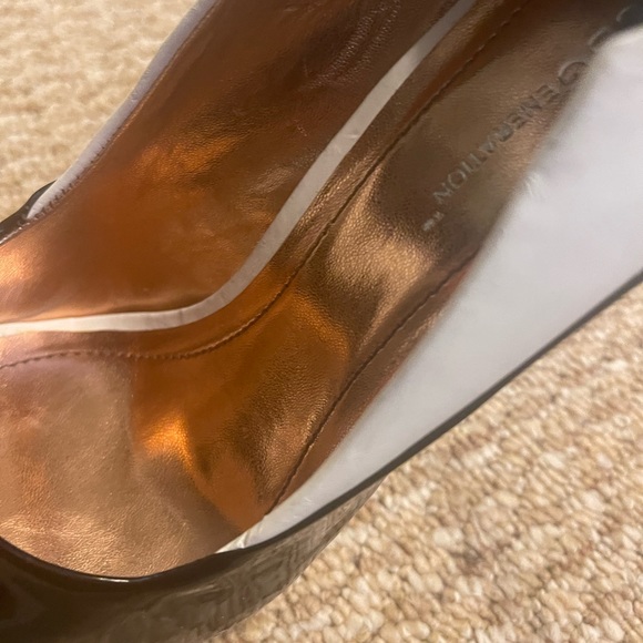 BCBGeneration Colorblock Peep Toe Heels - Picture 7 of 11